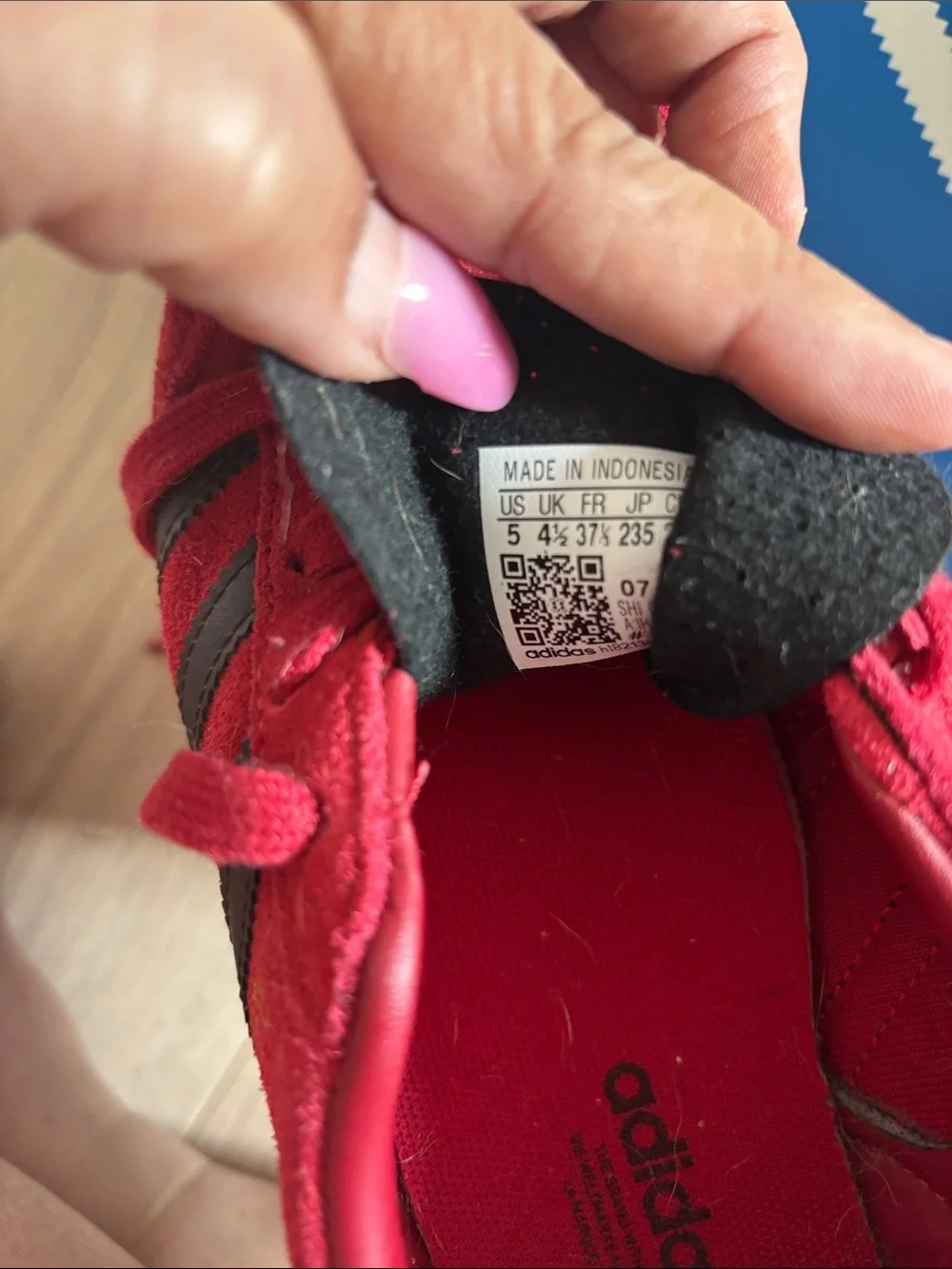 adidas Women Red Suede Sneakers with Black Stripes - Picture 3 of 6